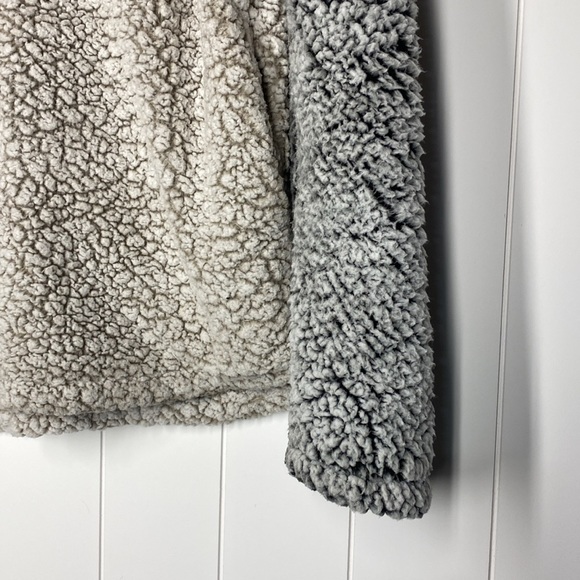 Thread & Supply 1/4 Zip Pullover Sherpa Jacket - Picture 4 of 9